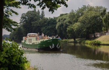 european-barging-river-cruises-france-2015-johanna-bruges