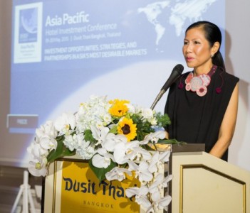 asia-pacific-hotel-investment-forum-2015-thailand-minister-of-tourism