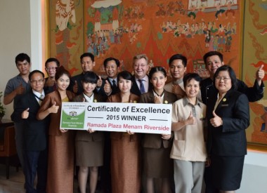 bangkok-hotel-ramada-plaza-riverside-luxury-hotel-bangkok