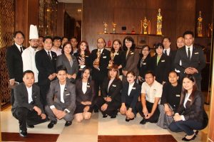 Chatrium Hotel Royal Lake Yangon Wins at the World Travel Awards 2016