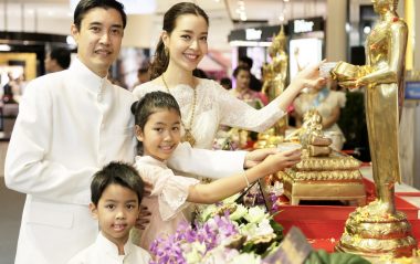 Siam Summer Getaway to Celebrate Songkran in Bangkok