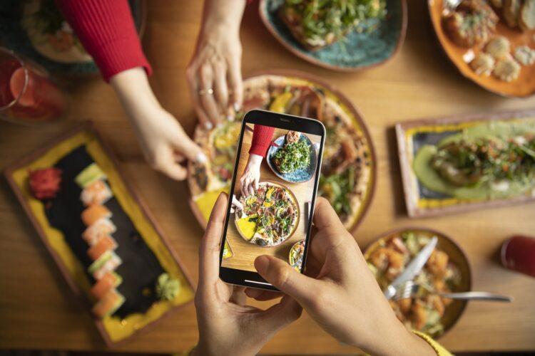 Price, Prestige and Online Photo Sharing - TOP25RESTAURANTS.com